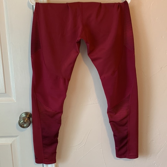 ADIDAS lot of TWO workout leggings - Picture 4 of 11